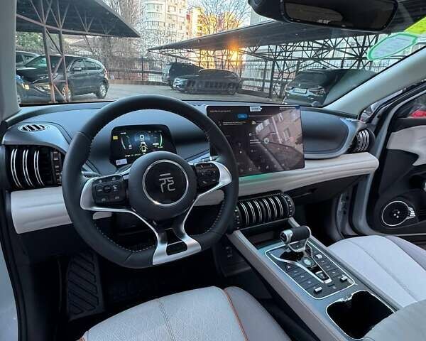 Белый БИД Yuan Plus, объемом двигателя 0 л и пробегом 1 тыс. км за 23000 $, фото 19 на Automoto.ua