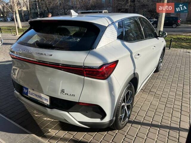 Белый БИД Yuan Plus, объемом двигателя 0 л и пробегом 1 тыс. км за 20500 $, фото 15 на Automoto.ua