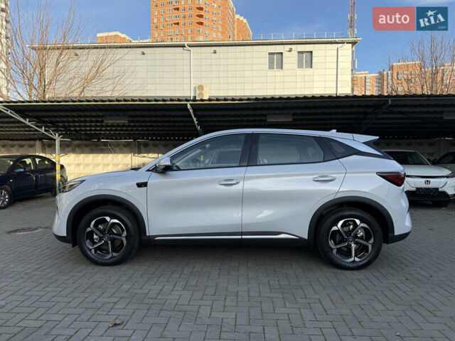 Белый БИД Yuan Plus, объемом двигателя 0 л и пробегом 1 тыс. км за 22300 $, фото 2 на Automoto.ua