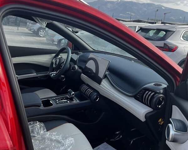 Червоний БІД Yuan Plus, об'ємом двигуна 0 л та пробігом 1 тис. км за 21499 $, фото 2 на Automoto.ua