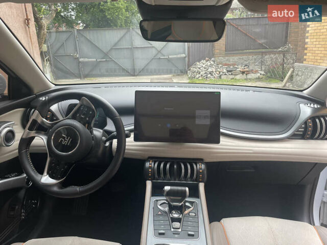 БИД Yuan Plus, объемом двигателя 0 л и пробегом 20 тыс. км за 21000 $, фото 8 на Automoto.ua