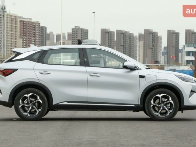 купить новое авто БИД Yuan Plus 2024 года от официального дилера Petr БИД фото
