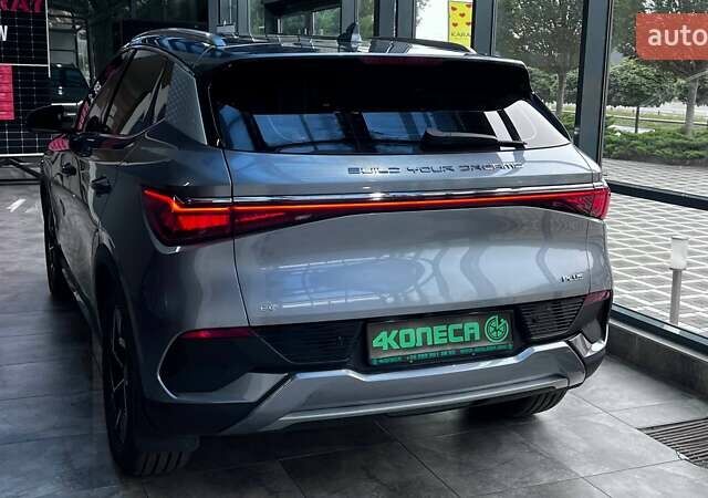 Серый БИД Yuan Plus, объемом двигателя 0 л и пробегом 74 тыс. км за 19950 $, фото 6 на Automoto.ua