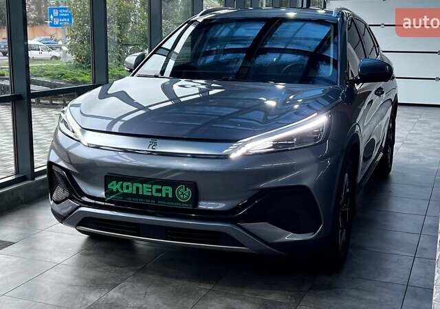 Серый БИД Yuan Plus, объемом двигателя 0 л и пробегом 74 тыс. км за 19950 $, фото 1 на Automoto.ua