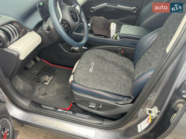 Сірий БІД Yuan Plus, об'ємом двигуна 0 л та пробігом 21 тис. км за 19500 $, фото 4 на Automoto.ua