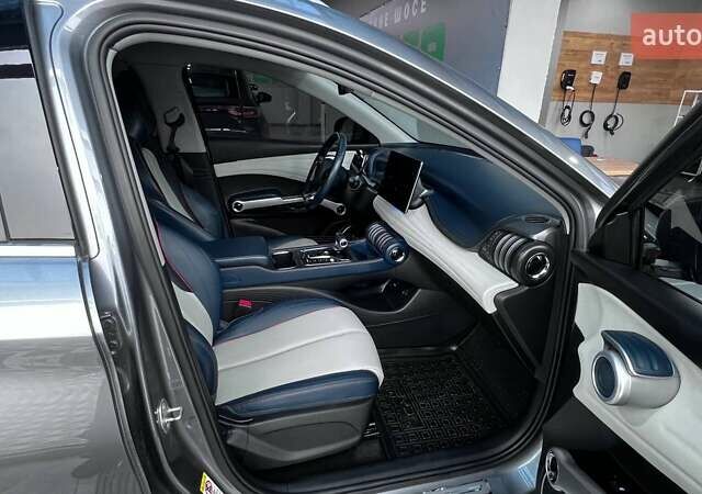 Серый БИД Yuan Plus, объемом двигателя 0 л и пробегом 74 тыс. км за 19950 $, фото 11 на Automoto.ua