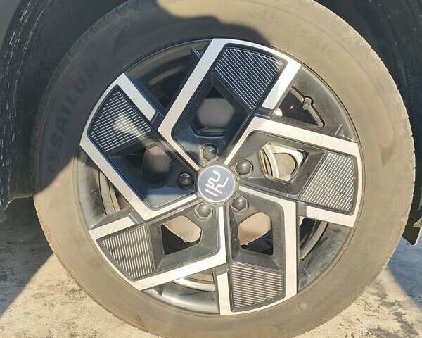 Серый БИД Yuan Plus, объемом двигателя 0 л и пробегом 6 тыс. км за 19490 $, фото 15 на Automoto.ua