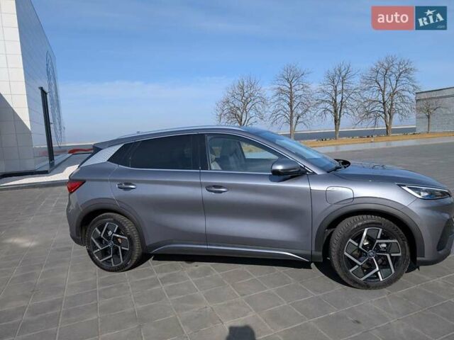 Серый БИД Yuan Plus, объемом двигателя 0 л и пробегом 6 тыс. км за 22500 $, фото 4 на Automoto.ua