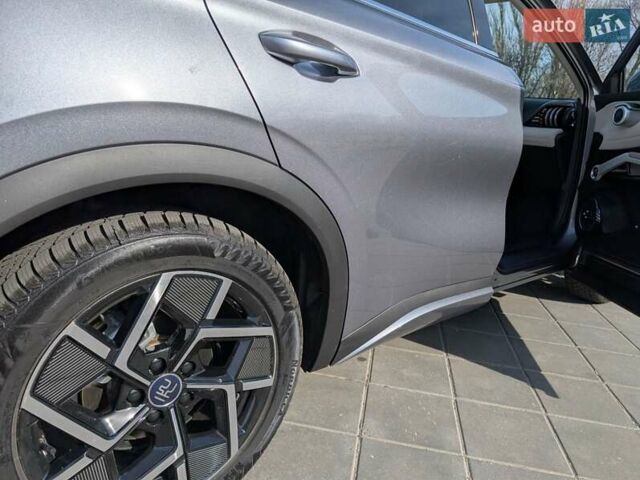 Серый БИД Yuan Plus, объемом двигателя 0 л и пробегом 6 тыс. км за 22500 $, фото 20 на Automoto.ua
