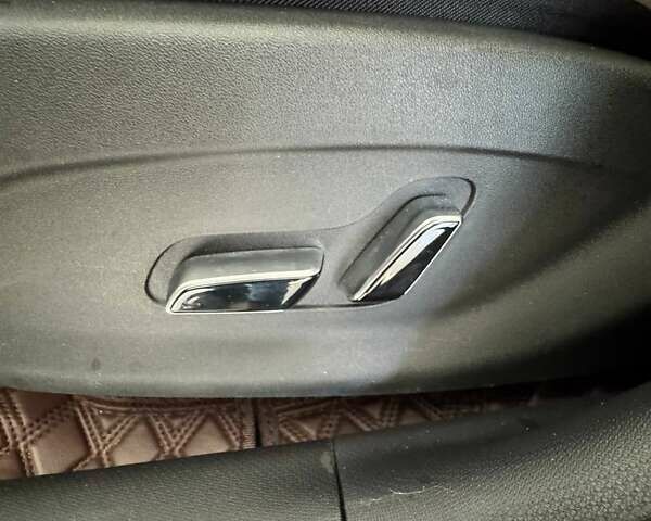 Сірий БІД Yuan Plus, об'ємом двигуна 0 л та пробігом 15 тис. км за 20800 $, фото 15 на Automoto.ua