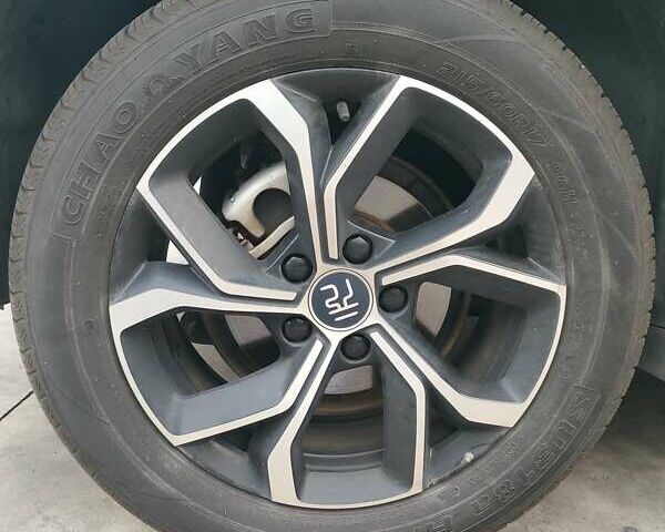 Серый БИД Yuan Plus, объемом двигателя 0 л и пробегом 25 тыс. км за 19900 $, фото 6 на Automoto.ua