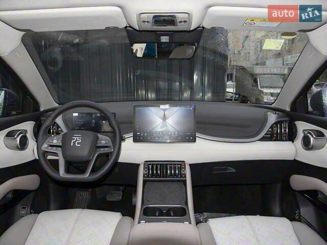 Серый БИД Yuan Plus, объемом двигателя 0 л и пробегом 1 тыс. км за 23000 $, фото 4 на Automoto.ua