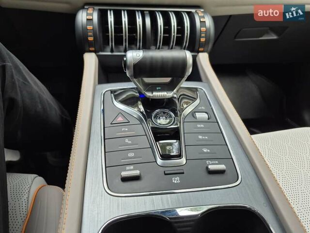 Синий БИД Yuan Plus, объемом двигателя 0 л и пробегом 8 тыс. км за 19500 $, фото 18 на Automoto.ua