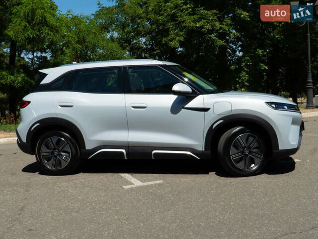 Белый БИД Yuan Up, объемом двигателя 0 л и пробегом 1 тыс. км за 19800 $, фото 2 на Automoto.ua