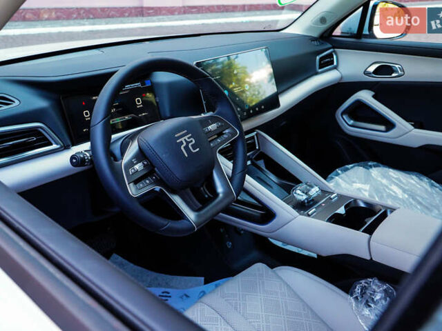 Белый БИД Yuan Up, объемом двигателя 0 л и пробегом 1 тыс. км за 19800 $, фото 7 на Automoto.ua