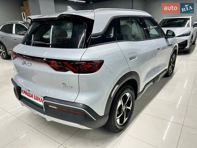 Белый БИД Yuan Up, объемом двигателя 0 л и пробегом 1 тыс. км за 19300 $, фото 3 на Automoto.ua