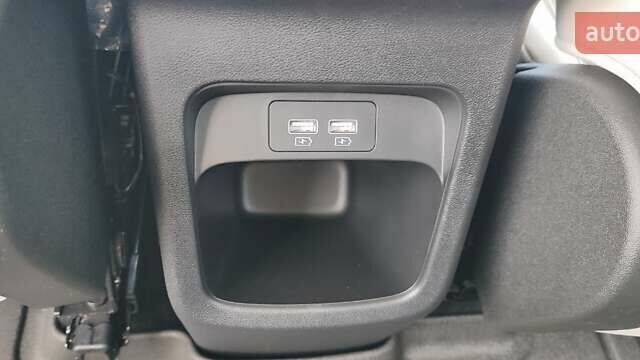 Белый БИД Yuan Up, объемом двигателя 0 л и пробегом 5 тыс. км за 20000 $, фото 29 на Automoto.ua