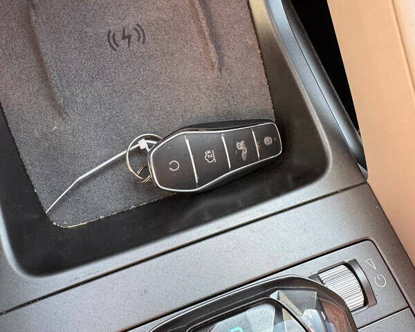 БІД Yuan Up, об'ємом двигуна 0 л та пробігом 25 тис. км за 19300 $, фото 9 на Automoto.ua