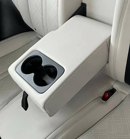 БИД Yuan Up, объемом двигателя 0 л и пробегом 6 тыс. км за 20200 $, фото 24 на Automoto.ua