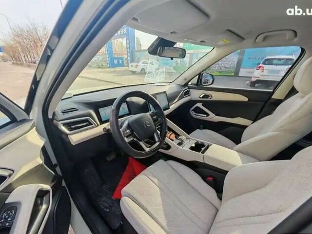 БИД Yuan Up, объемом двигателя 0 л и пробегом 4 тыс. км за 16500 $, фото 7 на Automoto.ua