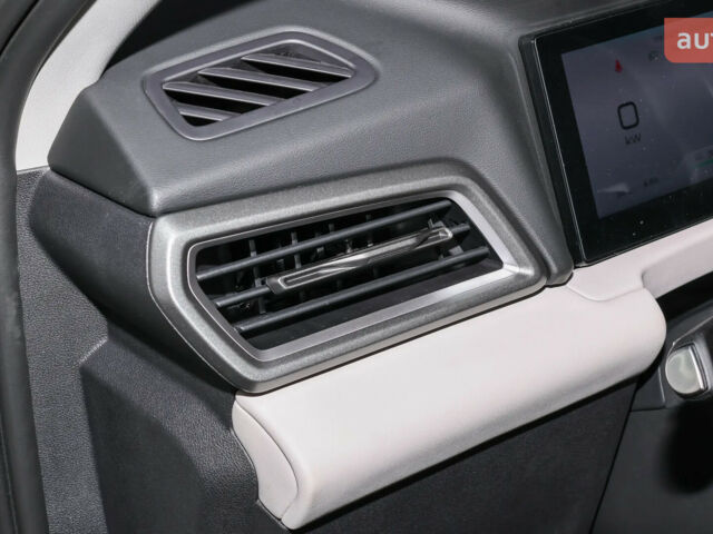 БИД Yuan Up, объемом двигателя 0 л и пробегом 0 тыс. км за 21600 $, фото 22 на Automoto.ua