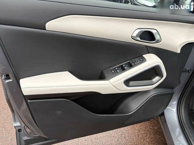 БИД Yuan Up, объемом двигателя 0 л и пробегом 1 тыс. км за 19800 $, фото 15 на Automoto.ua