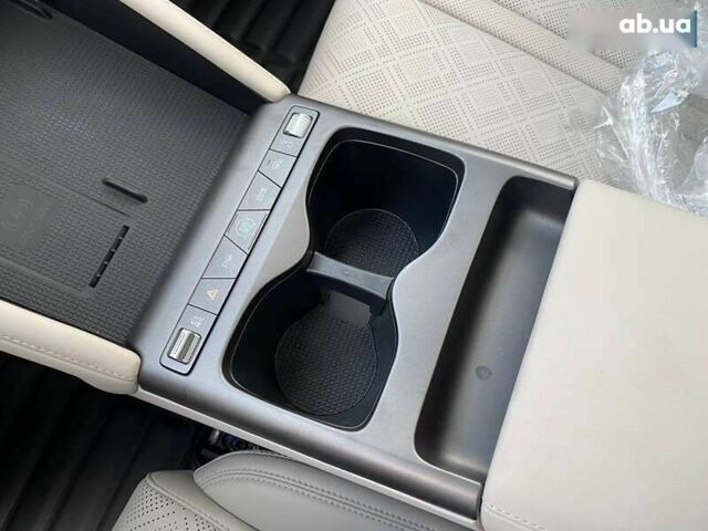 БИД Yuan Up, объемом двигателя 0 л и пробегом 1 тыс. км за 19300 $, фото 19 на Automoto.ua