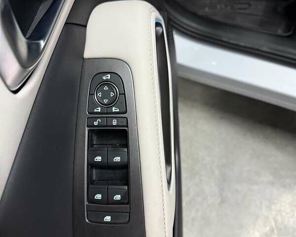 Сірий БІД Yuan Up, об'ємом двигуна 0 л та пробігом 14 тис. км за 20100 $, фото 16 на Automoto.ua