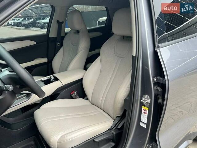 Серый БИД Yuan Up, объемом двигателя 0 л и пробегом 15 тыс. км за 17000 $, фото 11 на Automoto.ua