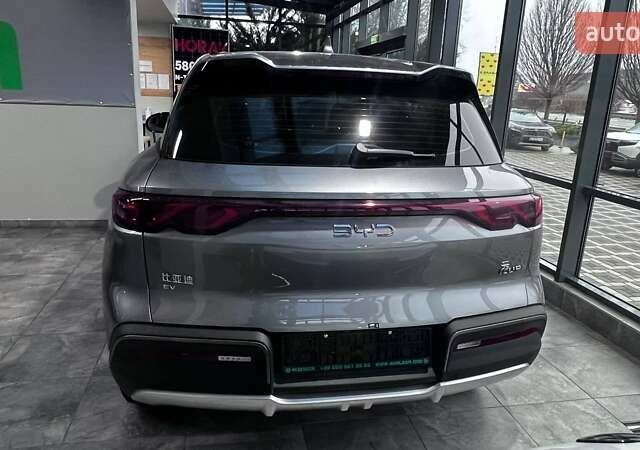 Серый БИД Yuan Up, объемом двигателя 0 л и пробегом 15 тыс. км за 17000 $, фото 4 на Automoto.ua