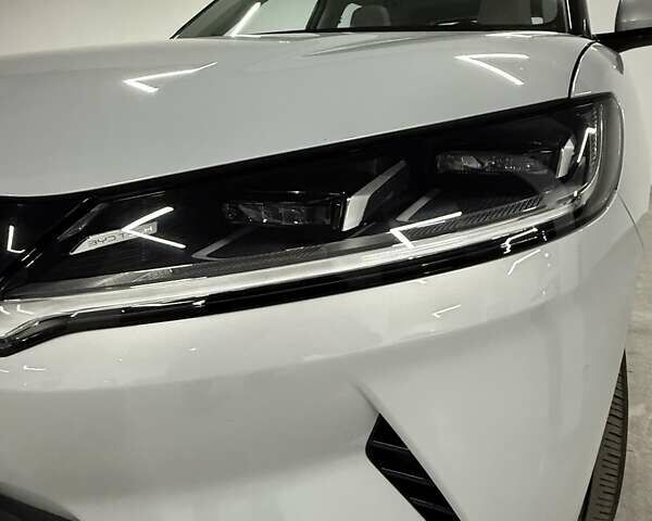 Сірий БІД Yuan Up, об'ємом двигуна 0 л та пробігом 14 тис. км за 20100 $, фото 8 на Automoto.ua