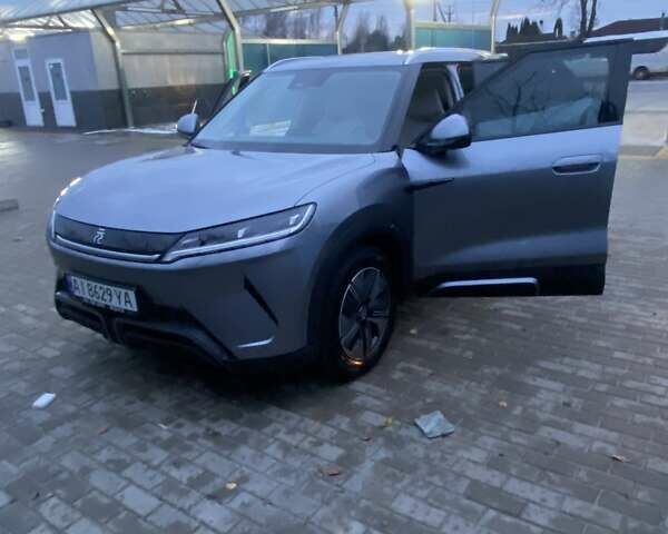 Серый БИД Yuan Up, объемом двигателя 0 л и пробегом 10 тыс. км за 19200 $, фото 2 на Automoto.ua