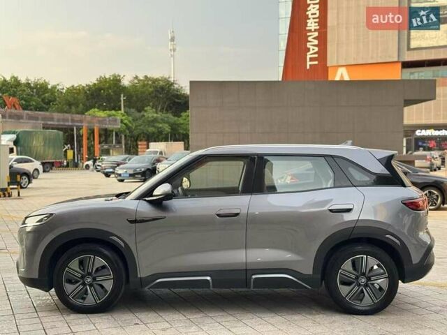 Серый БИД Yuan Up, объемом двигателя 0 л и пробегом 9 тыс. км за 18499 $, фото 1 на Automoto.ua