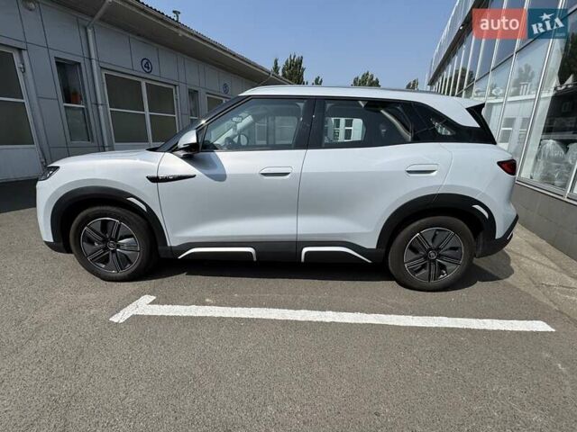 Серый БИД Yuan Up, объемом двигателя 0 л и пробегом 2 тыс. км за 22000 $, фото 3 на Automoto.ua
