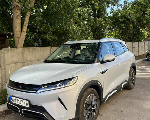 Сірий БІД Yuan Up, об'ємом двигуна 0 л та пробігом 2 тис. км за 20500 $, фото 2 на Automoto.ua