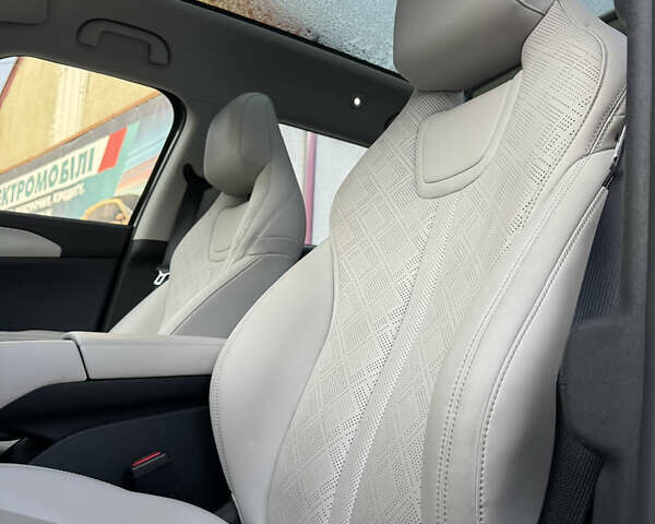 Серый БИД Yuan Up, объемом двигателя 0 л и пробегом 9 тыс. км за 17999 $, фото 7 на Automoto.ua