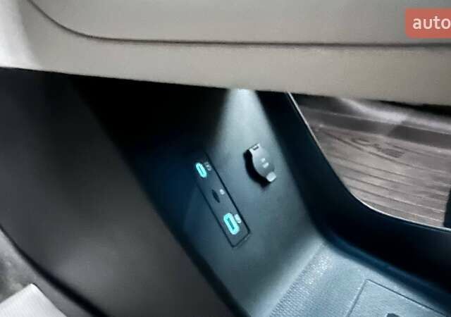 Серый БИД Yuan Up, объемом двигателя 0 л и пробегом 15 тыс. км за 17000 $, фото 18 на Automoto.ua