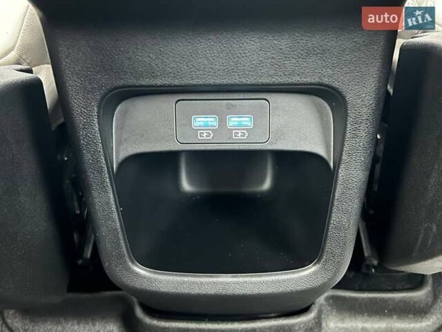 Серый БИД Yuan Up, объемом двигателя 0 л и пробегом 15 тыс. км за 17000 $, фото 23 на Automoto.ua