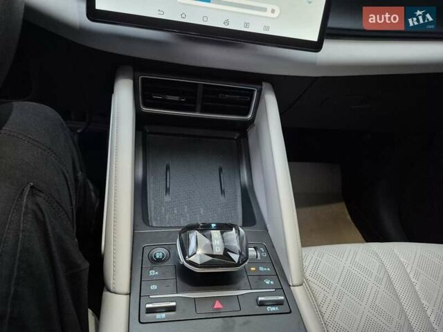 Сірий БІД Yuan Up, об'ємом двигуна 0 л та пробігом 26 тис. км за 16600 $, фото 15 на Automoto.ua