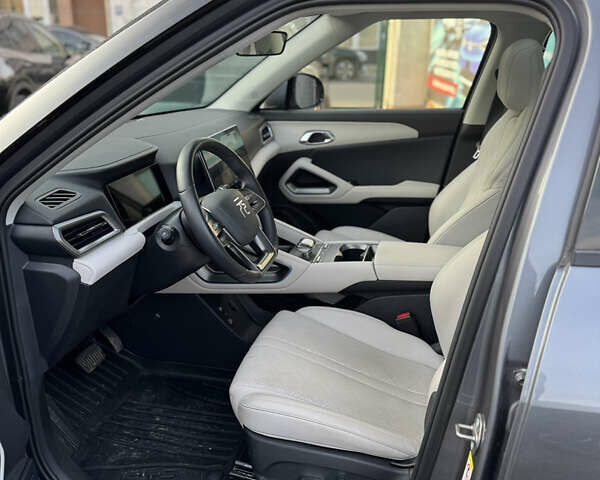 Серый БИД Yuan Up, объемом двигателя 0 л и пробегом 9 тыс. км за 17999 $, фото 5 на Automoto.ua