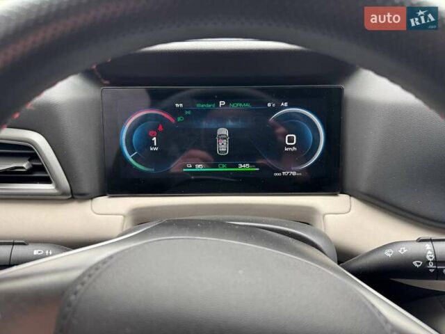 Серый БИД Yuan Up, объемом двигателя 0 л и пробегом 12 тыс. км за 16300 $, фото 9 на Automoto.ua