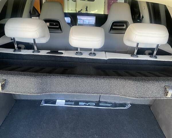 Серый БИД Yuan Up, объемом двигателя 0 л и пробегом 10 тыс. км за 19200 $, фото 23 на Automoto.ua