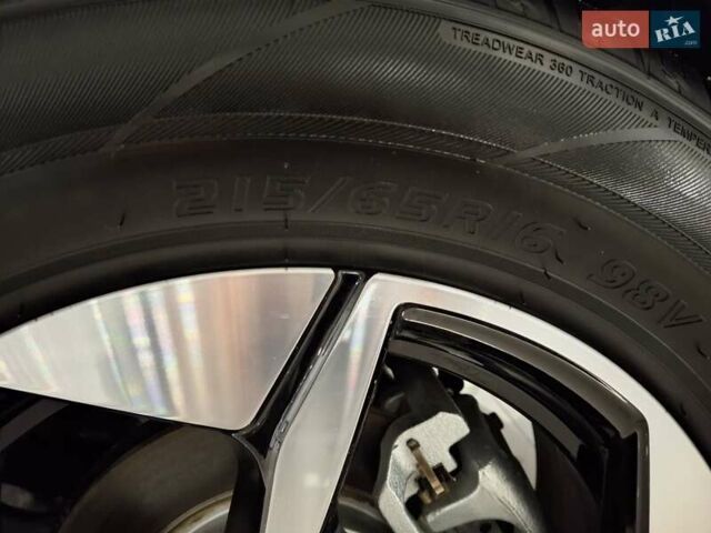 Серый БИД Yuan Up, объемом двигателя 0 л и пробегом 1 тыс. км за 19500 $, фото 21 на Automoto.ua