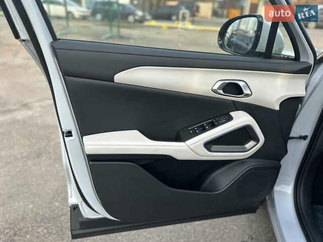 Сірий БІД Yuan Up, об'ємом двигуна 0 л та пробігом 1 тис. км за 19900 $, фото 17 на Automoto.ua