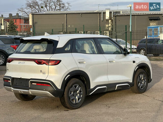 Сірий БІД Yuan Up, об'ємом двигуна 0 л та пробігом 1 тис. км за 19900 $, фото 2 на Automoto.ua