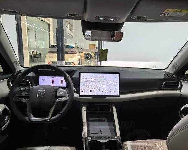 Сірий БІД Yuan Up, об'ємом двигуна 0 л та пробігом 4 тис. км за 18900 $, фото 1 на Automoto.ua