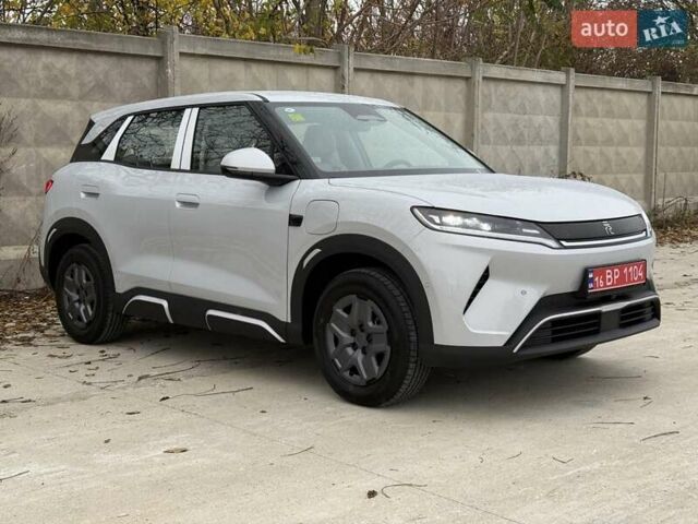 Серый БИД Yuan Up, объемом двигателя 0 л и пробегом 1 тыс. км за 18300 $, фото 2 на Automoto.ua