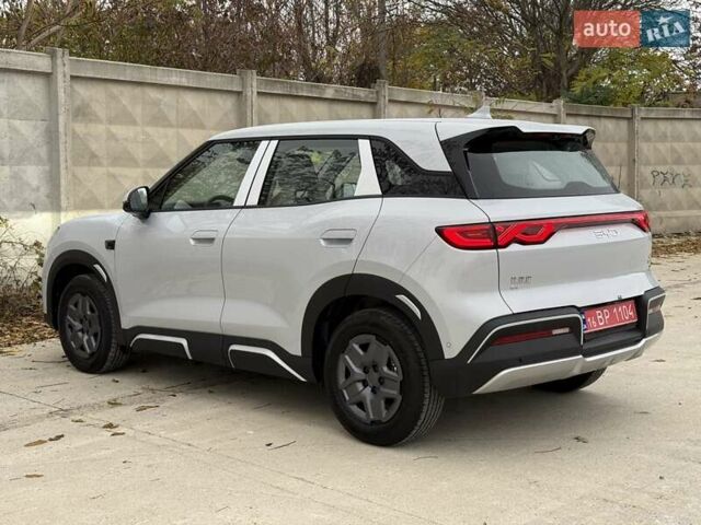 Серый БИД Yuan Up, объемом двигателя 0 л и пробегом 1 тыс. км за 18300 $, фото 6 на Automoto.ua