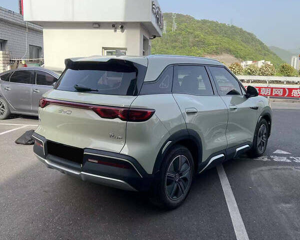 Зеленый БИД Yuan Up, объемом двигателя 0 л и пробегом 5 тыс. км за 16000 $, фото 2 на Automoto.ua