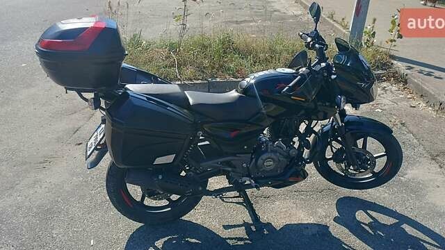 Баджадж Пульсар 2020 у Києві на Automoto.ua Чорний Баджадж Пульсар, об'ємом двигуна 0.18 л та пробігом 17 тис. км за 1340 $, фото 3 на Automoto.ua